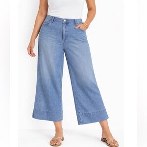 Chicos wide leg pants cropped size 8 Chicos size 1